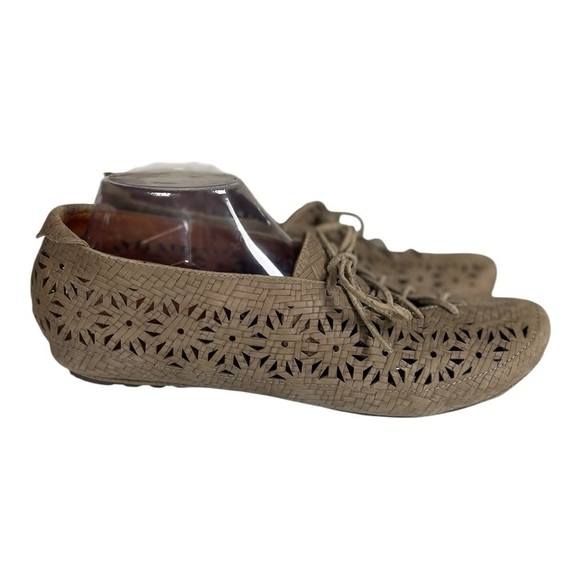 gentle souls Shoes - Gentle Souls Women’s Sol Zest Tan Leather Cutout Lace Oxfords Size-11m